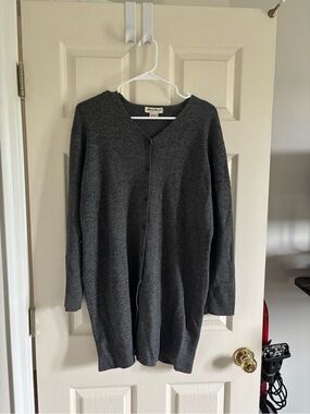 Eddie Bauer Heather Gray Vneck Sweater